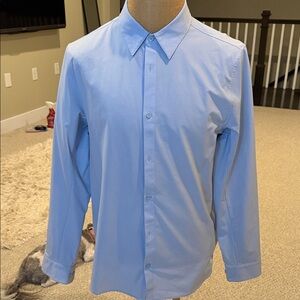 Lululemon New Venture Classic fit shirt, large, like new